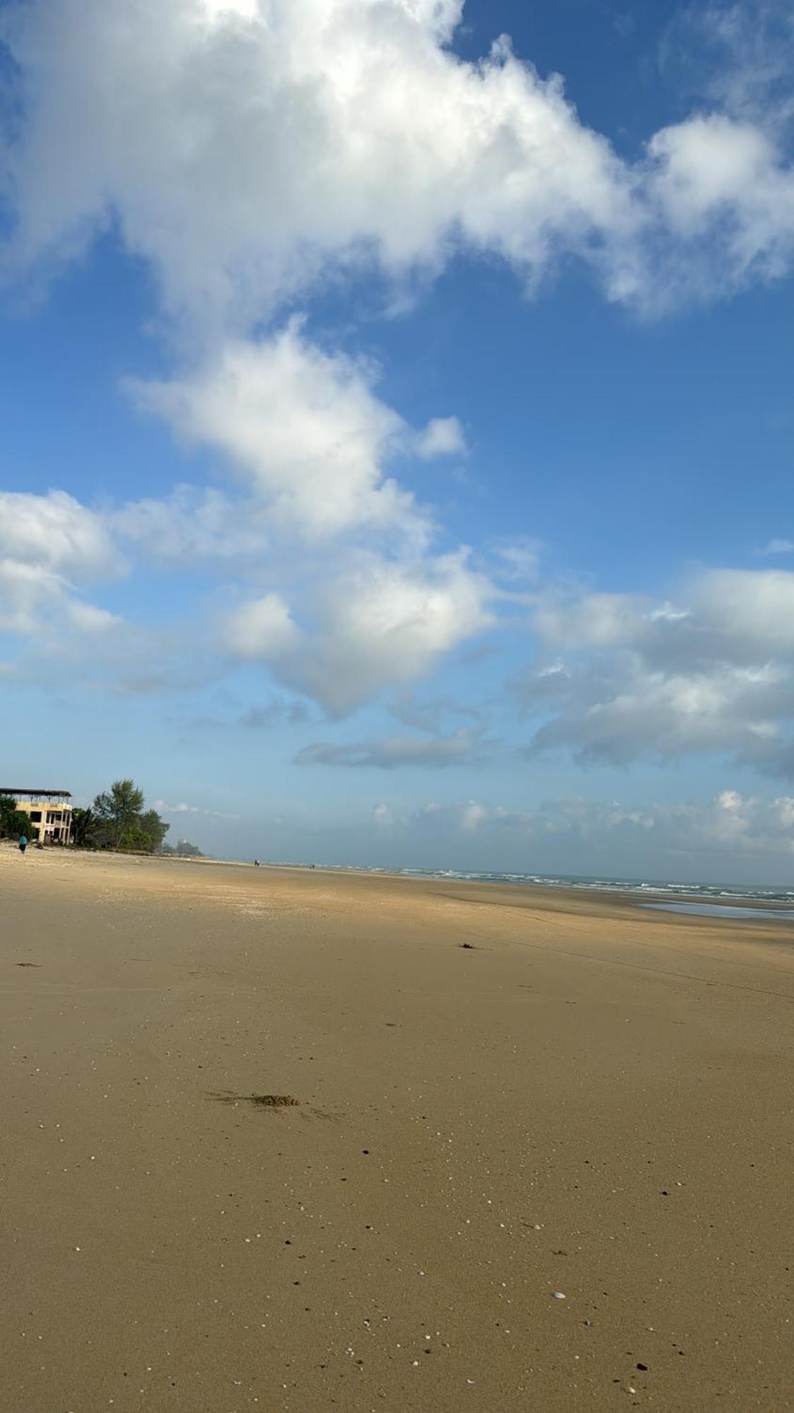 Rayyaz Inn Kuala Terengganu Bagian luar foto