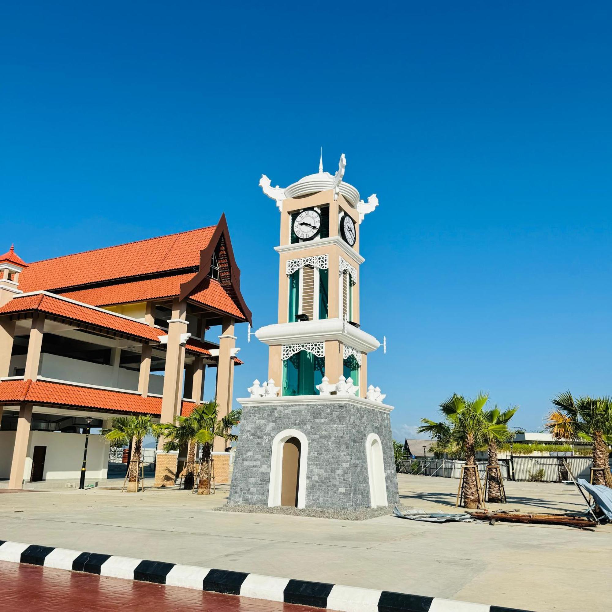 Rayyaz Inn Kuala Terengganu Bagian luar foto